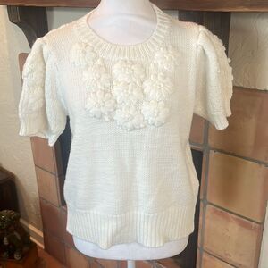 Stellah Ivory floral Puff Sleeve Sweater, size L